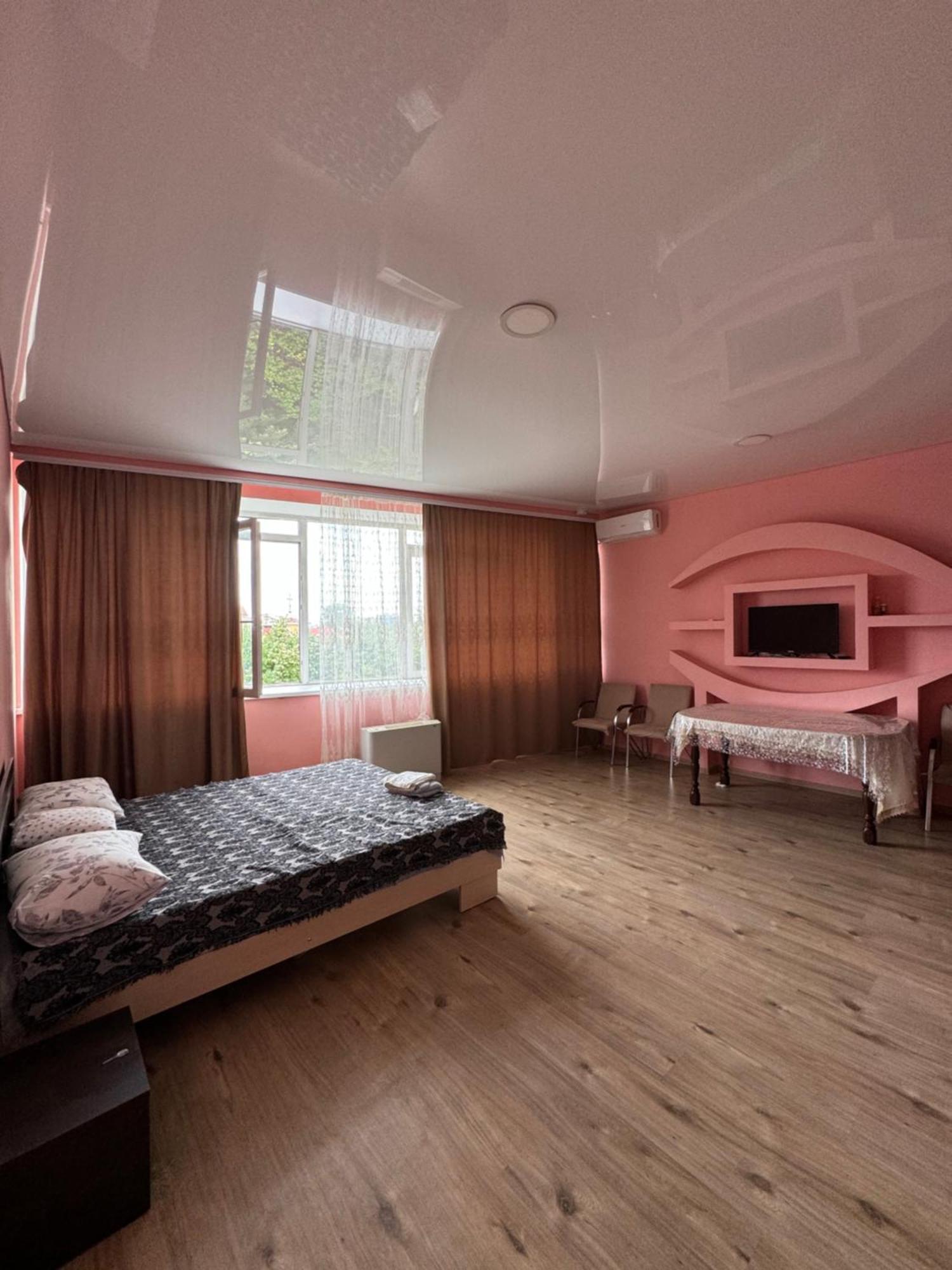Dreamhotel Chisinau Eksteriør bilde